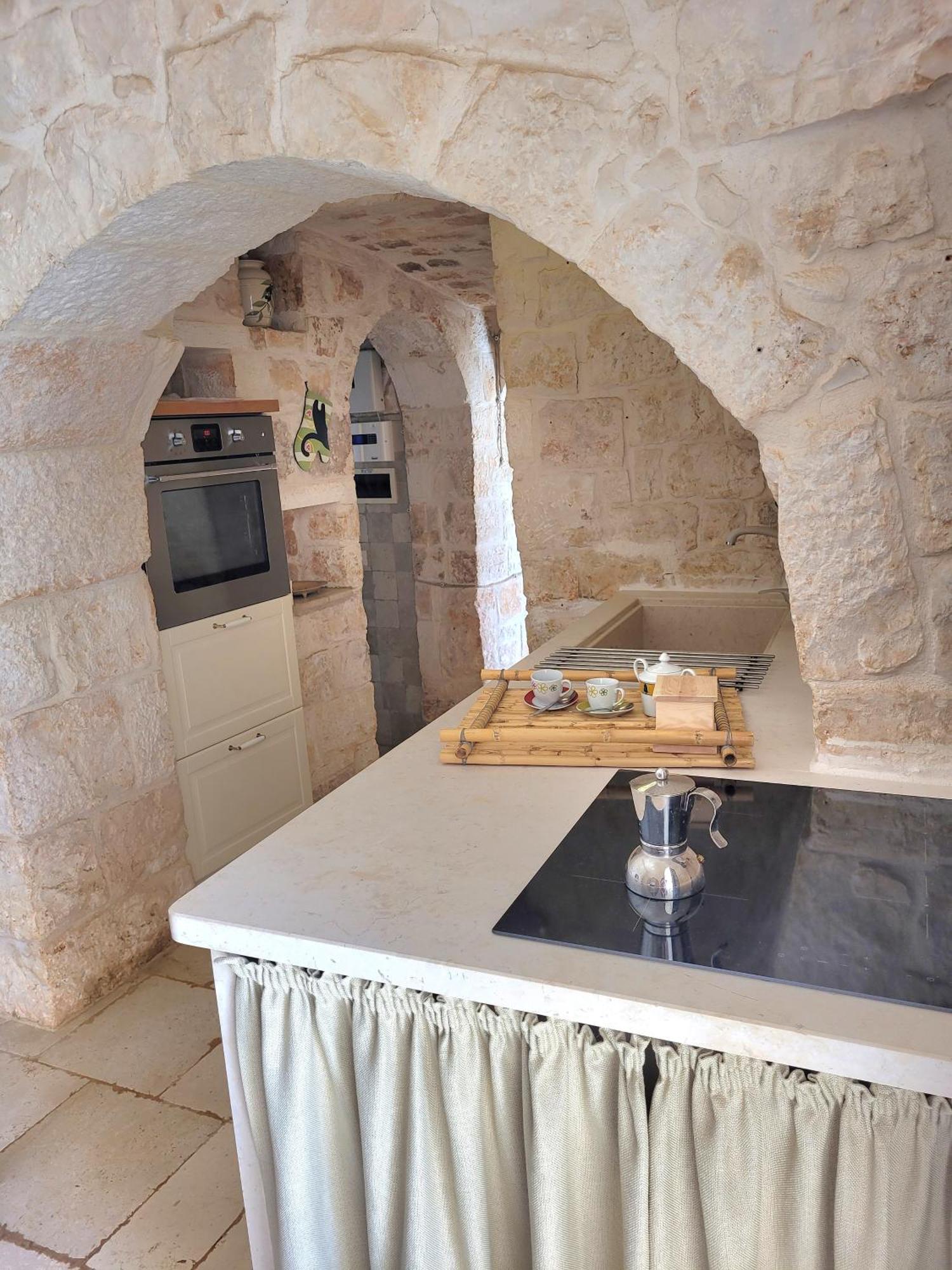 Trullo Bosco Libero Ostuni 빌라 외부 사진